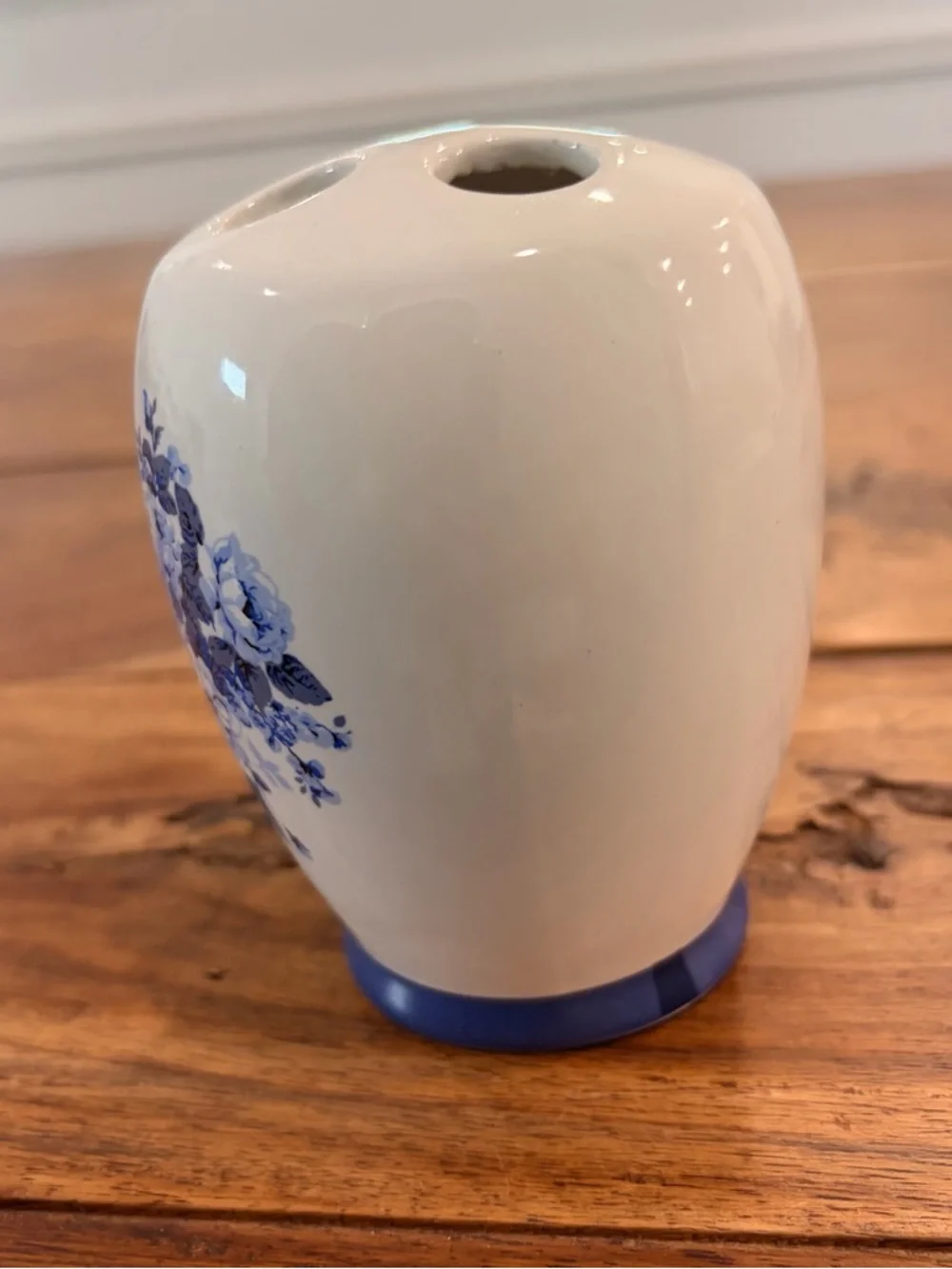 Vintage Ceramic Porcelain White & Blue Floral Toothbrush Makeup Brush Holder